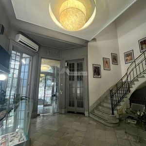 Alquiler Y Venta Local Pocitos Br. Artigas Y Avenida Brasil 12 Ambientes Baños Y Block Quirurgico
