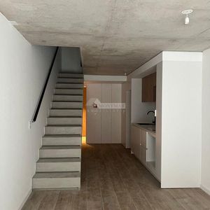 Venta Apartamento 1 Dormitorio Punta Carretas Williman Y Montero Ed. Aimé Dúplex Con Patio Estrena