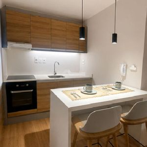 Venta Apartamento Monoambiente Parque Batlle Ponce Y Rivera Ed. Coral Bay Al Frente