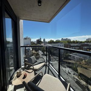 Venta Apartamento 1 Dormitorio Pocitos Soca Y Charrua Ed. Bull Al Frente Divino!