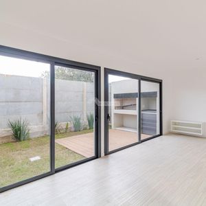 Venta Casa 2 Dormitorios Carrasco Beranger Y Agustin Musso, Complejo Osaka Con Renta Y Con Garaje