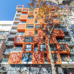 Venta Local Comercial Centro Canelones Y Rio Negro Ed. 01 Sync Planta 66m2