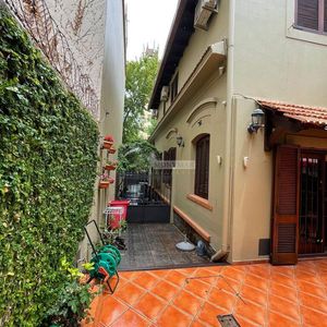 Venta Casa 4 Dormitorios Punta Carretas Juan M. Pérez Y Roque Graseras Garaje Para 3 Autos