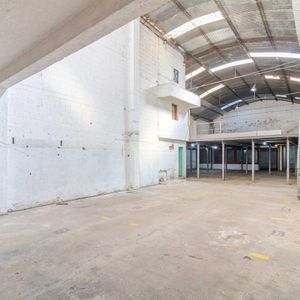 Venta Local Galpon Deposito Barrio Sur Wilson Ferreira Aldunate Y Gardel 600m2