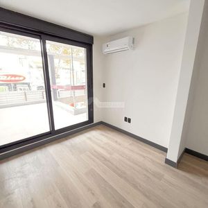 Venta Apartamento 2 Dormitorios Cordón Fernandez Crespo Y Uruguay Ed Vento Cordón Penthouse Tza 44m2