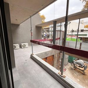 Venta Apartamento 1 Dormitorio Cordón Fernandez Crespo Y Uruguay Ed Vento Cordón Patio-terraza 17m2