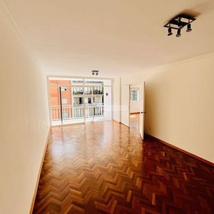Venta Y Alquiler Apartamento 3 Dormitorios Pocitos Benito Blanco Y Guayaqui Vistas Al Mar Y Garaje!!