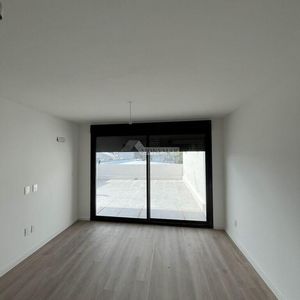 Venta Apartamento 1 Dormitorio Pocitos Rivera Y Rosell Y Rius Ed. Villa Dei Fiori Gran Patio 44m2