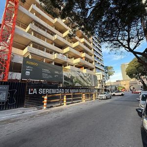 Venta Apartamento 2 Dormitorios Punta Carretas H. Miranda Y Ellauri Ed. Risco Gran Terraza!
