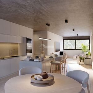 Venta Apartamento 3 Dormitorios Punta Carretas H. Miranda Y Ellauri Ed. Risco Amplia Terraza