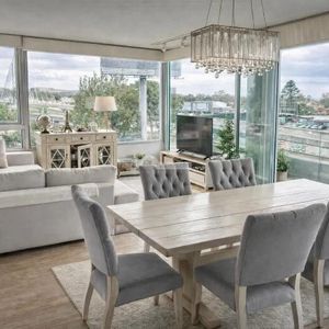 Venta Apartamento 2 Dormitorios Carrasco Av De Las Américas Y Av Giannattasio Con Cochera