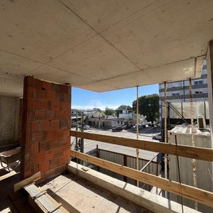 Venta Apartamento Monoambiente La Blanqueada Batlle Y Ordoñez Y Cardal Ed. 01 Vista Tza Al Frente