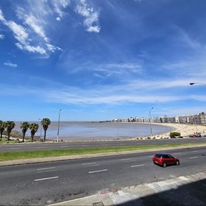 Alquiler Apartamento Rambla De Pocitos 3 Dormitorios 4 Baños Garaje
