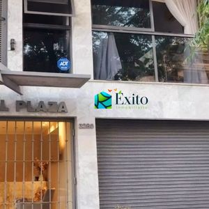 Piso Al Frente  3dorm 2 Baños 4cocheras Pocitos A 2 De La Rambla