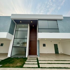 Casa En Alquiler - Urubo Cond.turmalina