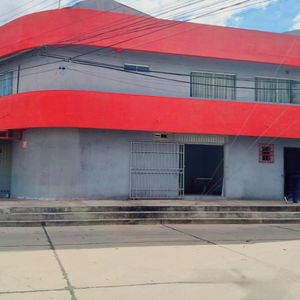 Casa Comercial En Venta Sobre Avenida Y En Esquina