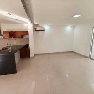 Casa En  Av. Alemania Y Beni