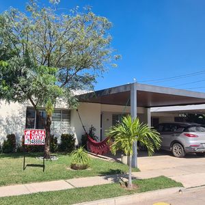 Casa En Venta En Condominio Sevilla Real