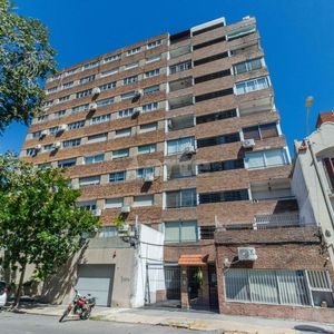 Muy Lindo Apartamento Sobre Obligado