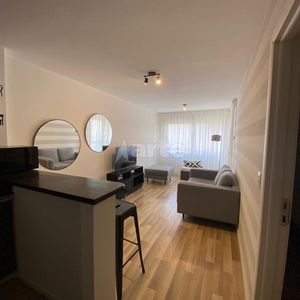 Alquiler Con Muebles En Excelente Punto, A Un Paso De Todo.