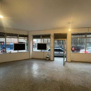 Local Con Renta Unos 120 M2 Esquina Sobre Guayabo