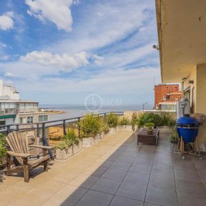 Alquiler Penthouse Pocitos 3 Dormitorios Y Servicio Amueblado