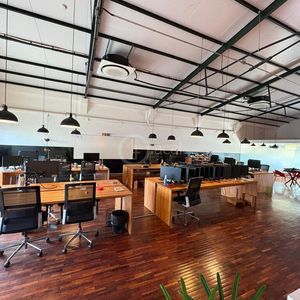 Alquiler Oficina Pocitos 250 M2