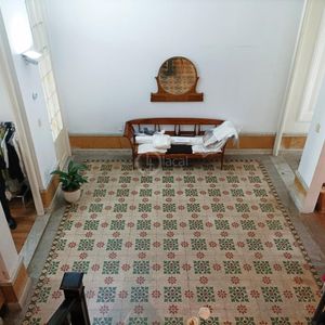 Venta | Excelente Inversión Casa Con Renta 5  Dormitorios.