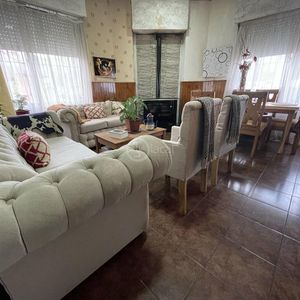 Venta | Casa De 2 Dormitorios Con Impecable Barbacoa Y Gran Terraza Muy Disfrutable.