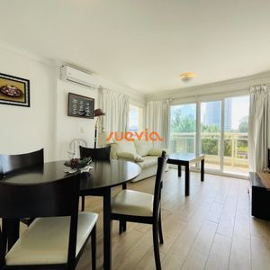 Apartamento De 2 Dormitorios En Aidy Grill A Pocos Metros De Playa Brava - Venta