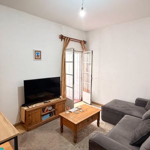 Apartamento En Venta 1 Dorm, Patio. Serrato Esq Gral Flores. Con Renta $16.800