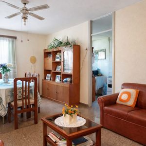 ¡impecable! 2 Dorm.en Planta Baja Con Fondo Propio, Ideal Inversión O Vivienda 