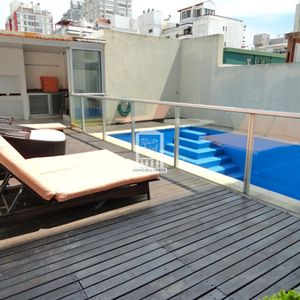 Pileta Propia, 2 Garajes, Barbacoa Propia, 4 Dormitorios Y Servicio.