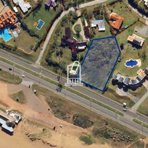 3.000 M2 En Primera Fila Sobre Rambla Mansa