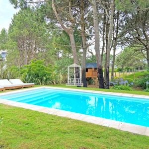 Pinar Del Faro, 4 Dorm, Piscina. 450 M2 Construidos
