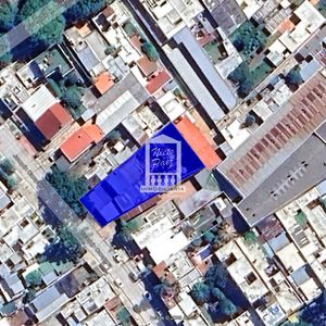 670 M2. Apto Para 3 Pisos. Jacinto Vera.