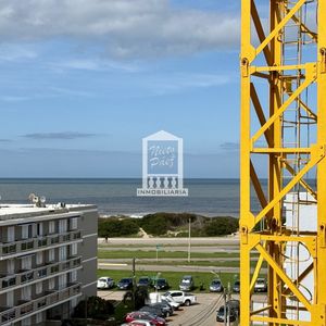 Apartamento En Venta A Pasos Del Mar