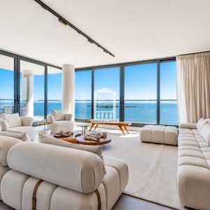 Penthouse Duplex. 4 Suites. Parrillero Propio