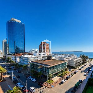 Reciclado - Apartamento En Venta En La Península De Punta Del Este