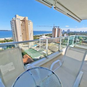 Piso Alto, 3 Dormitorios, Parrillero Propio. Garaje Doble Y Baulera