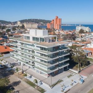 Apartamento En Piriápolis (beaullieu) Ref. 3854