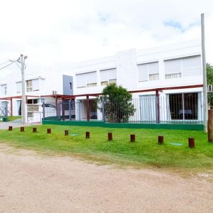 Casa En Piriápolis (los ángeles) - Ref. 4378