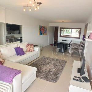 Apartamento En Punta Del Este (aidy Grill) Ref- 4554