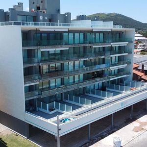 Apartamento En Piriápolis (piriápolis Centro) Ref. 5514