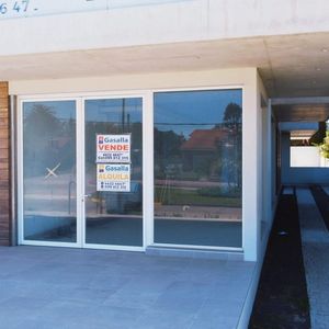 Local Comercial En Piriápolis (beaullieu) Ref. 5899