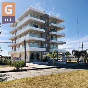Apartamento En Piriápolis (beaullieu) Ref. 6936
