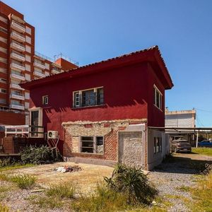 Casa En Piriápolis (piriápolis Centro)