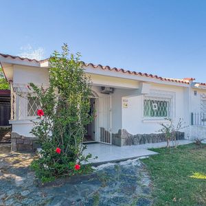 Casa En Piriápolis (beaullieu) Ref. 7360