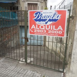 Garaje O Cocheras En La Blanqueada
