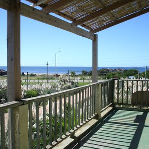 Casa En Venta 4 Dormitorios Calle 4 Y R-10 Balneario Bs As